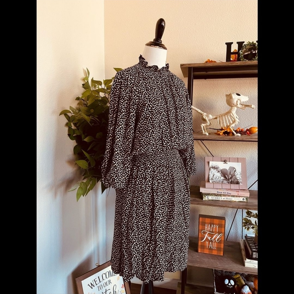 Forever 21 Mock Neck Dress
